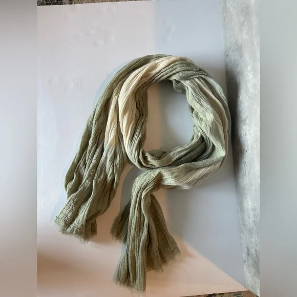 Boho-Style Scarf Accessory - Picture 3 of 4